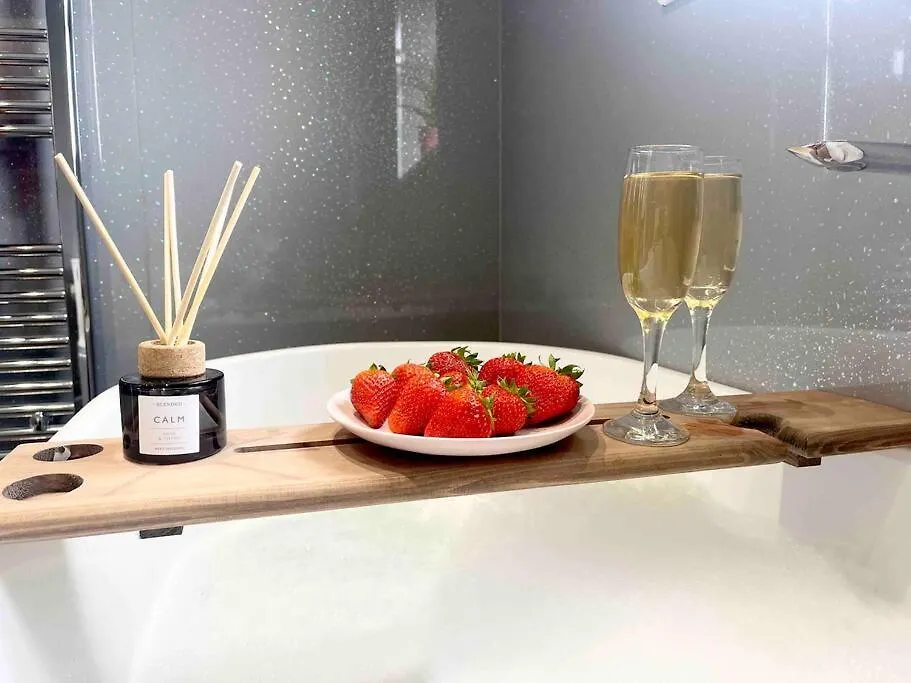 Holiday home Harrogate House For Longer Stays Or City Breaks